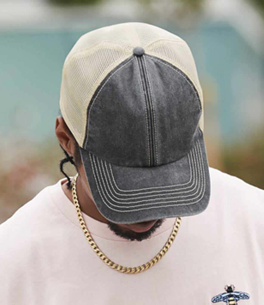Beechfield 6 Panel Vintage Trucker Cap
