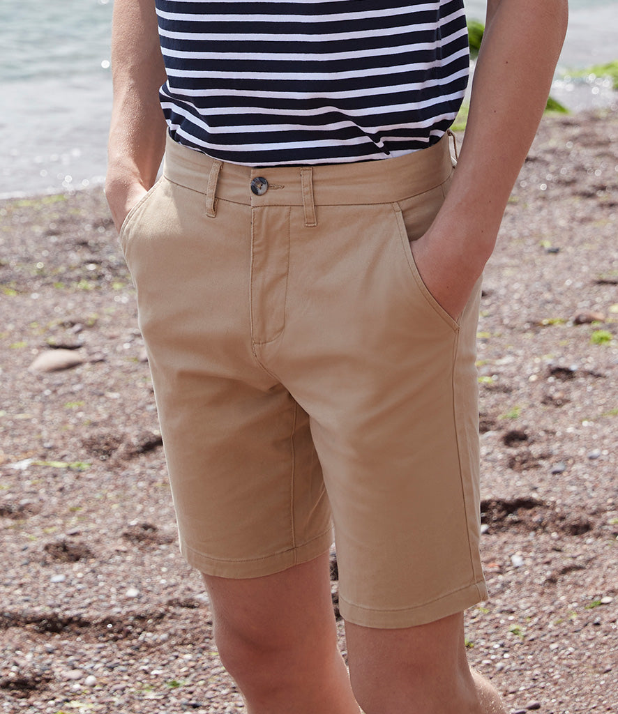 Front Row Stretch Chino Shorts